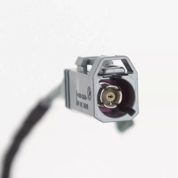 52192690-1.jpg