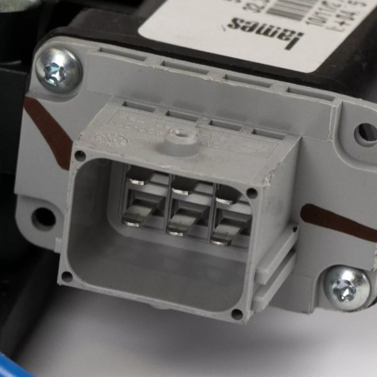 2be9a9390e463cbd7b5109418be91b58
